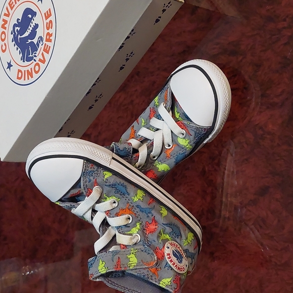 Converse dinosaur hightop sneakers - Picture 4 of 4
